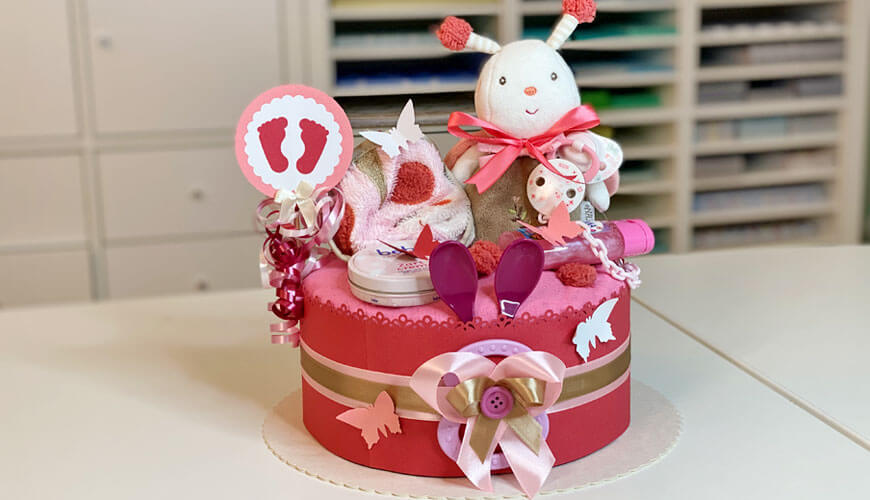 Tarta de pañales para niñas 1.208